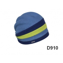 Damska czapka z dzianiny D910
